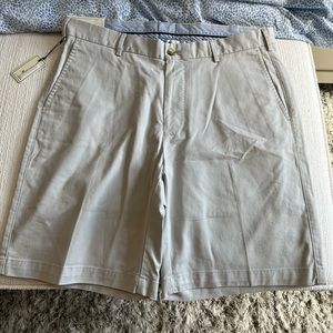 Size 34 Peter Millar grey khaki shorts new with tags